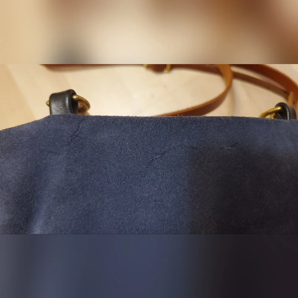 Eleven Thirty crossbody bag, blue suede leather, Juliana - Picture 5 of 7